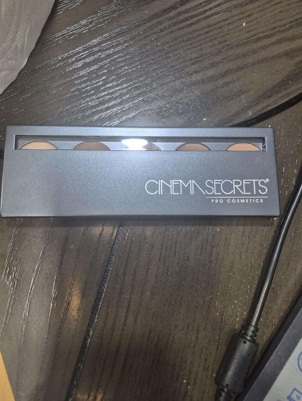 Cinema Secrets Foundation Palette